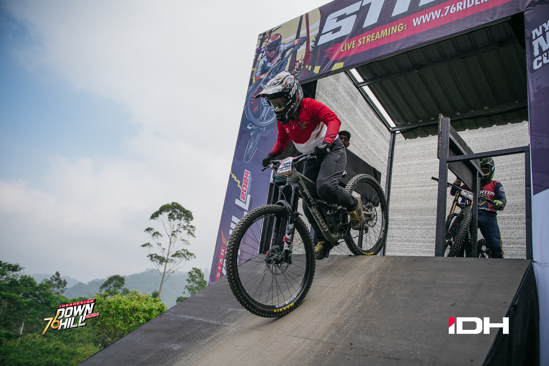 [Press Release] Seri 76 Indonesian Downhill Kembali Digelar