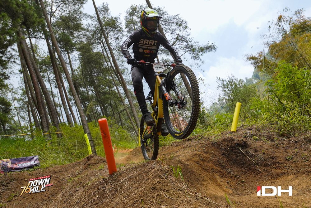 Dimas Aradhana Menang Tipis, Tsuraya Azwa Pambudi Race Seorang Diri