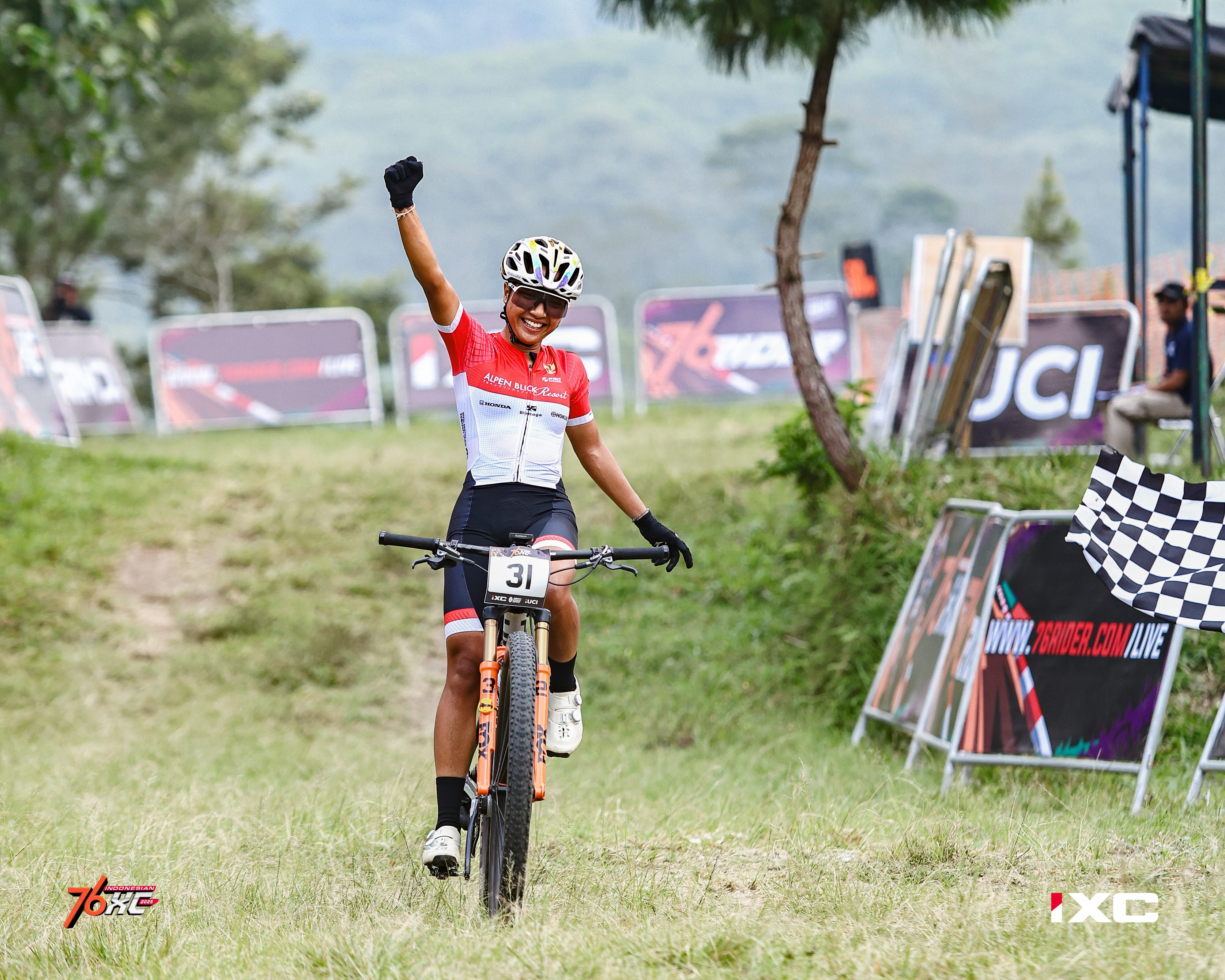 Sayu dan Etto Menang Telak di Indonesian XC