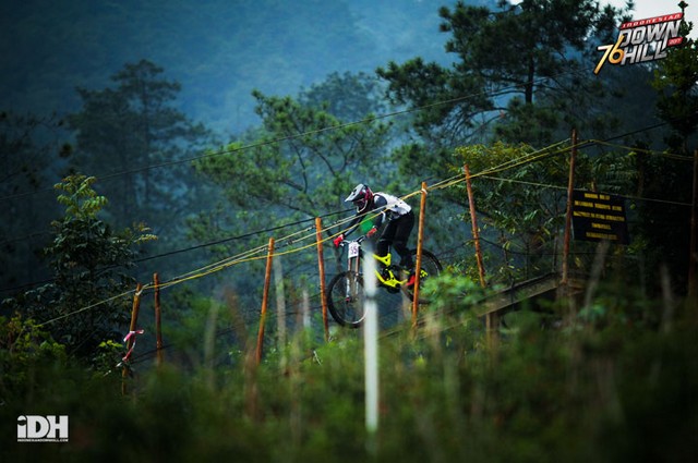 Memacu Adrenalin Sekaligus Berwisata di Umbul Sidomukti Ungaran