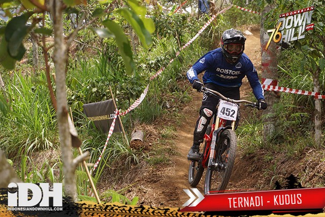 Hoho Podium Pertama di Seri Terakhir, Kalahkan Penthil Rebut Juara Overall 2018