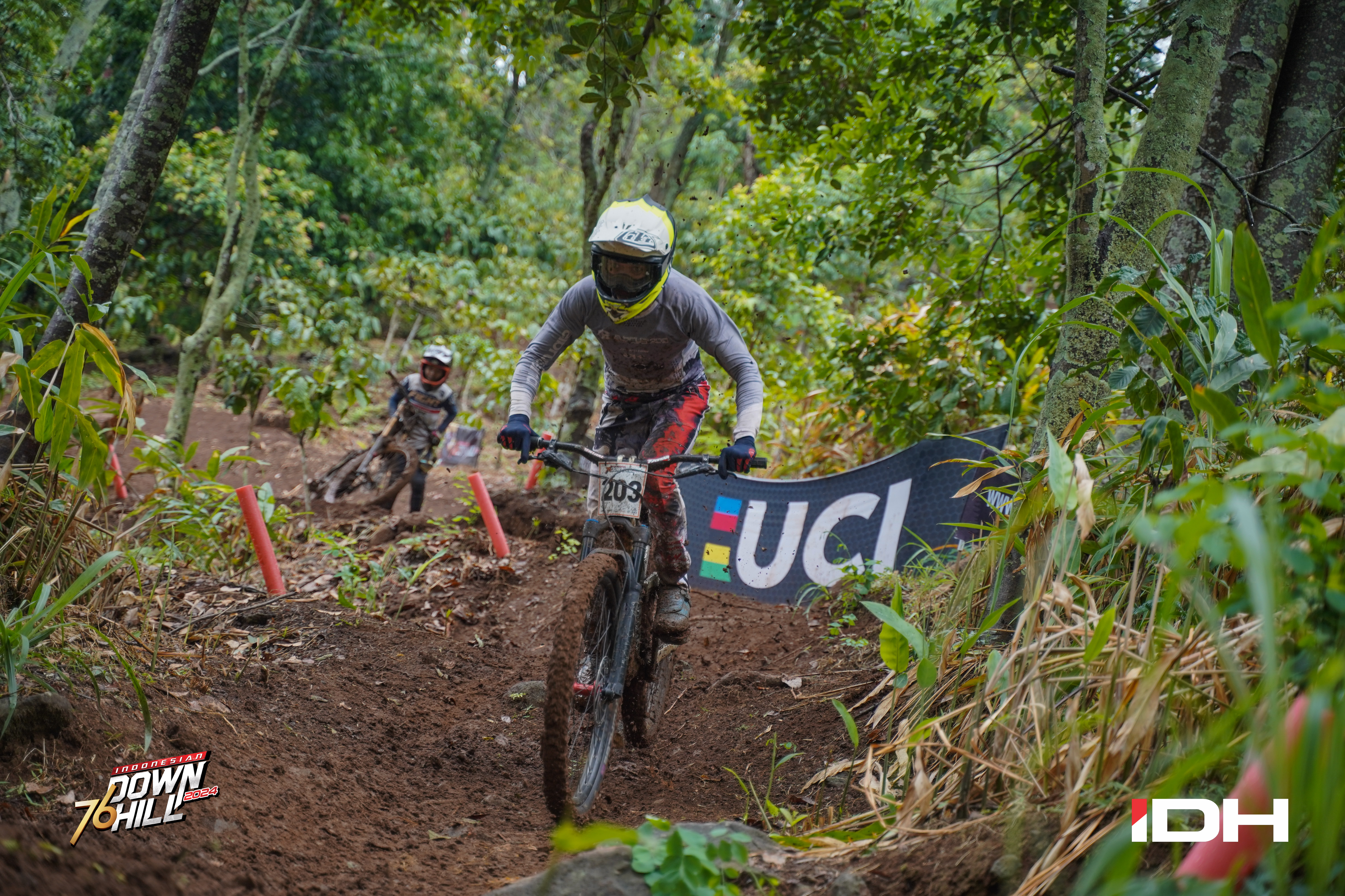 Men & Women Youth FInal Results: Arasy Bilqis dan Chaka Febryana Taklukan Lintasan Berlumpur Ternadi