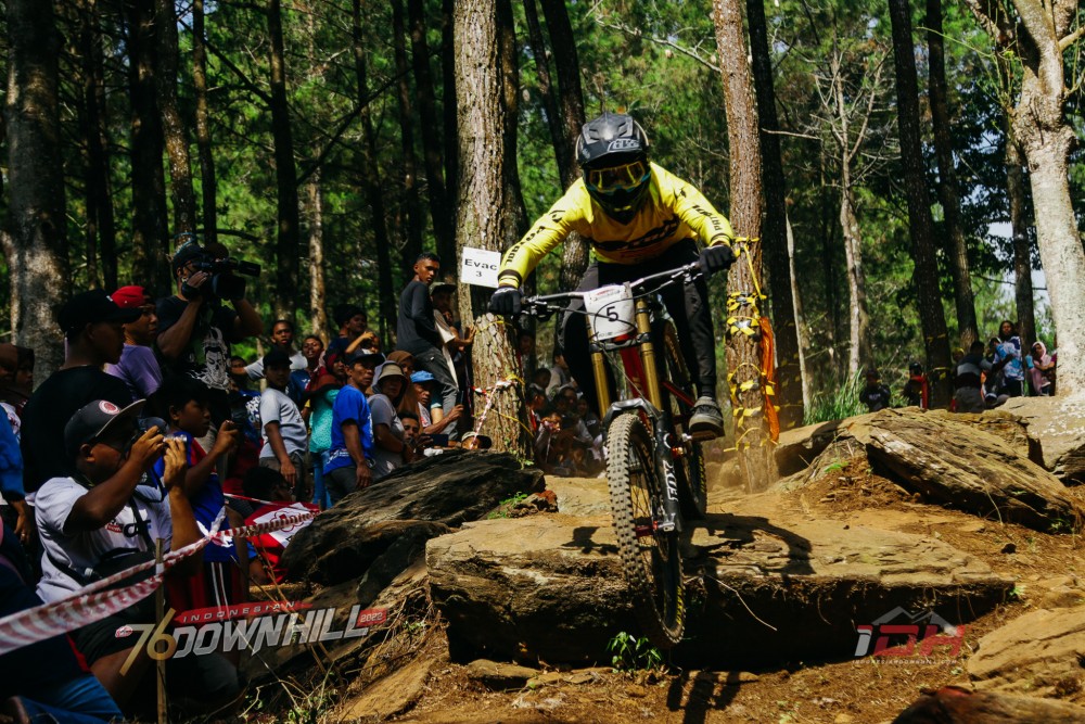 Men Elite Seeding Run Result: Randy Varera Sanjaya Tuai Applause, hingga Andy Yoga yang Tersendat di Rock Garden   