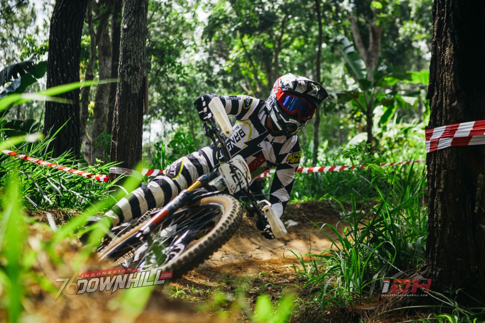 Men Masters Seeding Run Result: Afrizal Brasco Rampas Posisi Pertama    - foto 2