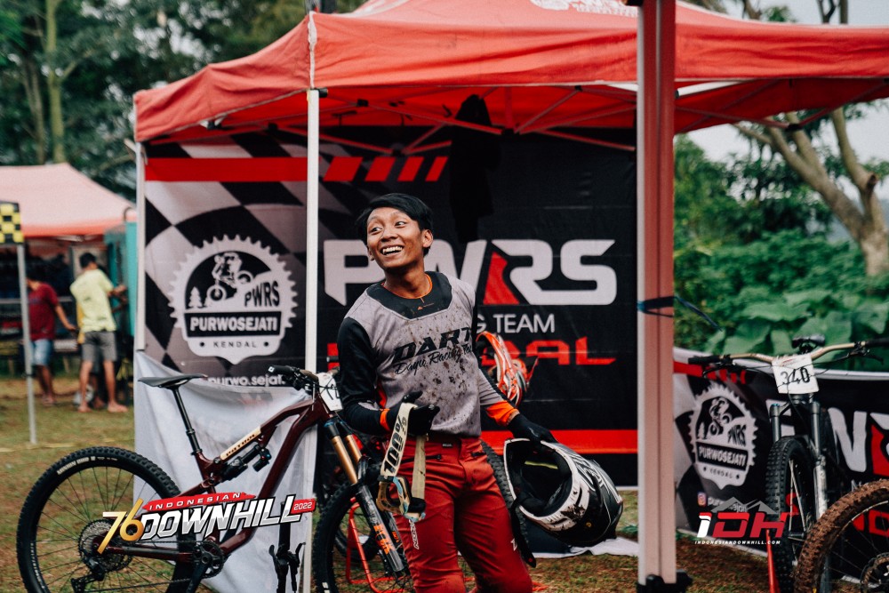 Bersaing demi Podium, Bersatu karena Hujan - foto 3