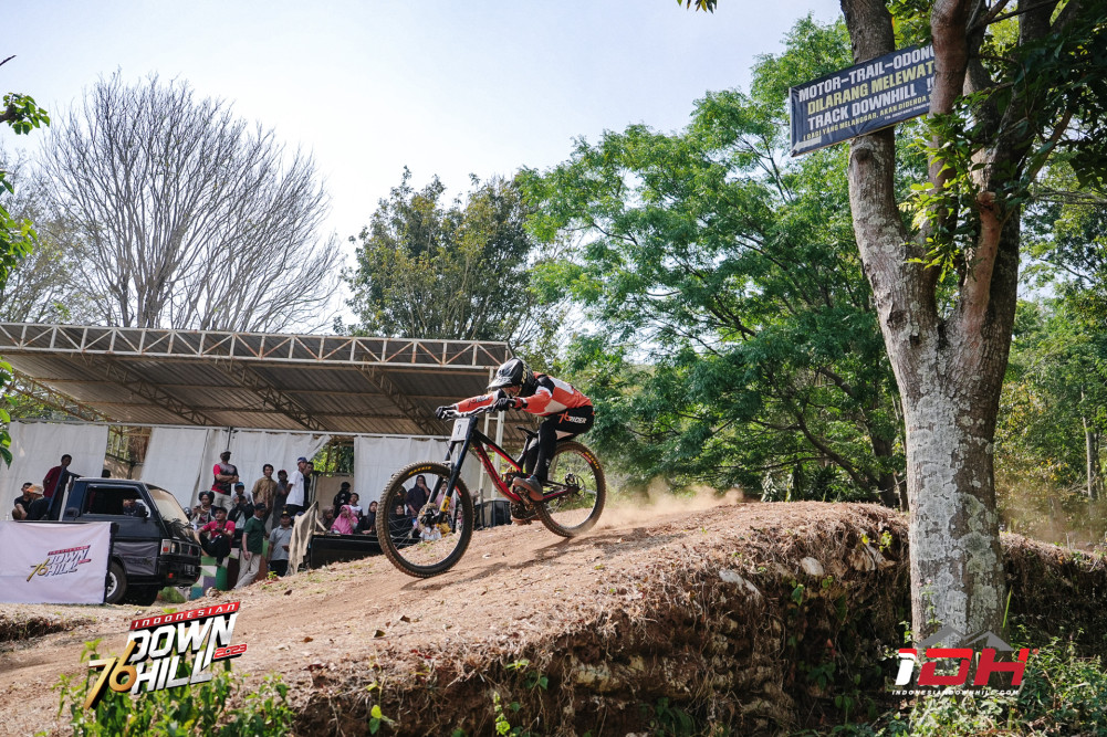 Men Elite Final Run Result: Pilihan Line yang Brilian Antarkan Rendy ke Podium - foto 2